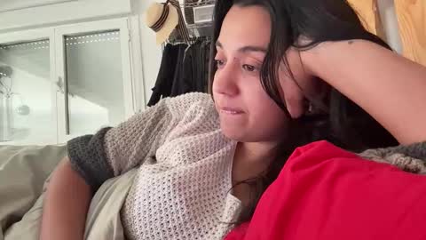 Snapshot of _elena_barra chatting on 10/24/25, 08:55 elena barra online show from 10/24/25, 08:55