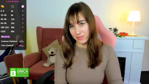 Snapshot of _eliizabeth__ chatting on 02/13/25, 10:54 Lizzy online show from 02/13/25, 10:54