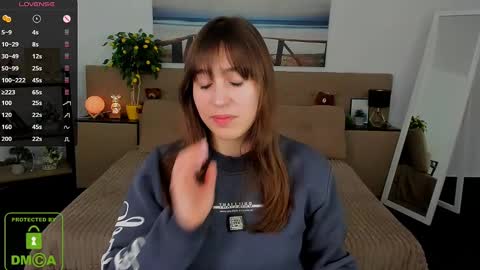 Snapshot of _eliizabeth__ chatting on 03/12/25, 07:59 Lizzy online show from 03/12/25, 07:59