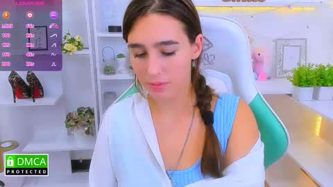 Snapshot of _eliizabeth__ chatting on 09/12/25, 09:04 Lizzy online show from 09/12/25, 09:04