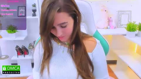 Snapshot of _eliizabeth__ chatting on 09/18/25, 09:39 Lizzy online show from 09/18/25, 09:39