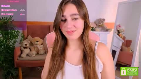 Snapshot of _eliizabeth__ chatting on 10/29/25, 10:55 Lizzy online show from 10/29/25, 10:55