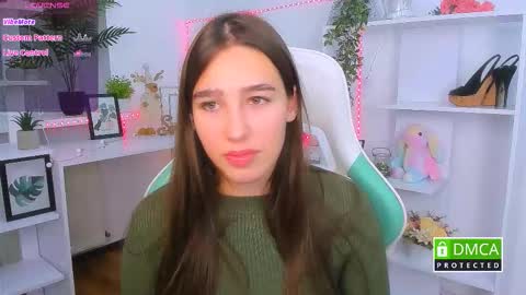 Snapshot of _eliizabeth__ chatting on 11/02/25, 09:28 Lizzy online show from 11/02/25, 09:28