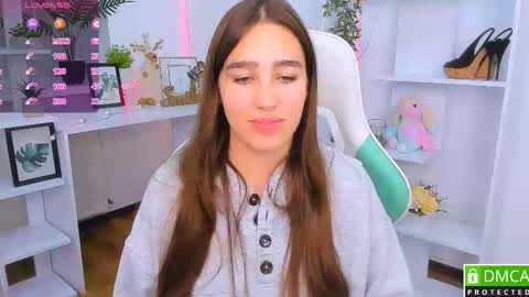 Snapshot of _eliizabeth__ chatting on 11/04/25, 09:25 Lizzy online show from 11/04/25, 09:25