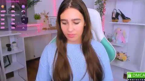 Snapshot of _eliizabeth__ chatting on 11/07/25, 09:15 Lizzy online show from 11/07/25, 09:15