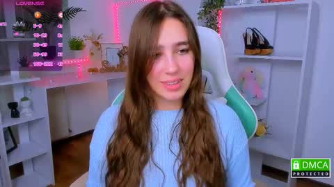 Snapshot of _eliizabeth__ chatting on 11/16/25, 10:48 Lizzy online show from 11/16/25, 10:48