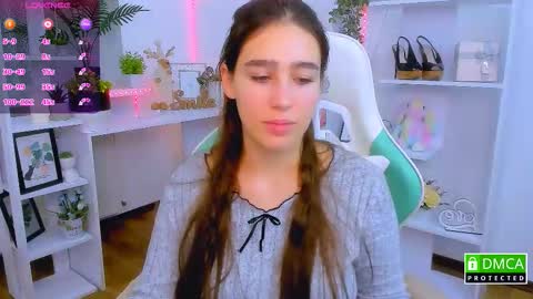 Snapshot of _eliizabeth__ chatting on 12/03/25, 10:30 Lizzy online show from 12/03/25, 10:30