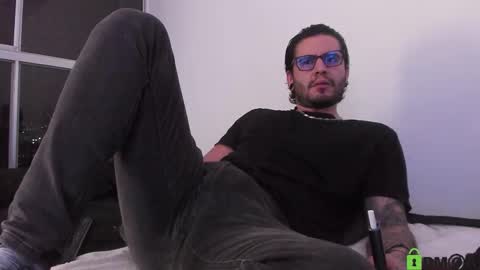  -         online show from 09/18/25, 11:51