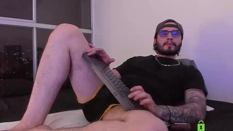  -         online show from 11/07/25, 01:49