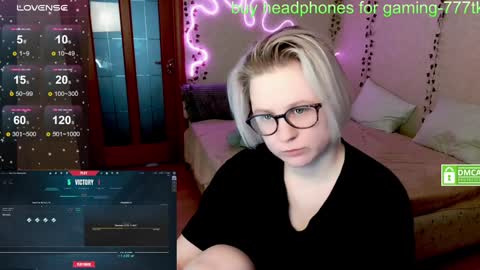 Snapshot of _elven_dreams__ chatting on 01/20/25, 09:22 chloue and Gretta online show from 01/20/25, 09:22