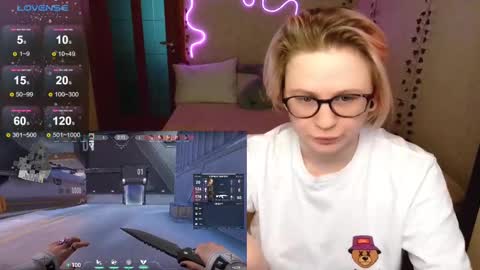 Snapshot of _elven_dreams__ chatting on 02/27/25, 07:12 chloue and Gretta online show from 02/27/25, 07:12