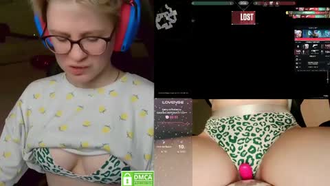 Snapshot of _elven_dreams__ chatting on 03/07/26, 05:48 chloue and Gretta online show from 03/07/26, 05:48