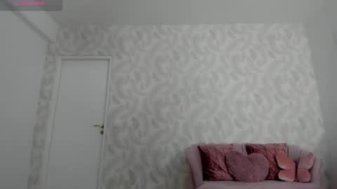 Elysa online show from 09/27/25, 04:39