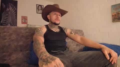 Emilio online show from 11/21/25, 09:19