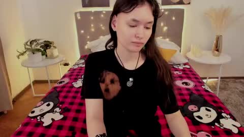 _emily__strike_ online show from 05/26/26, 01:56