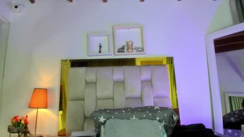 Isabella online show from 01/29/25, 12:02