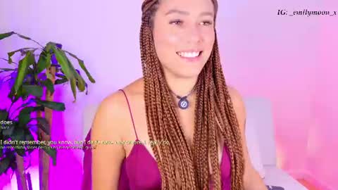 Snapshot of _emilymoon_x chatting on 07/16/26, 01:55 Emi online show from 07/16/26, 01:55