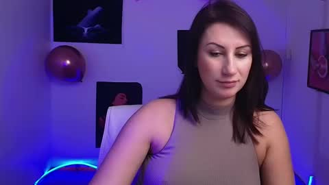 Emma online show from 02/15/25, 12:43