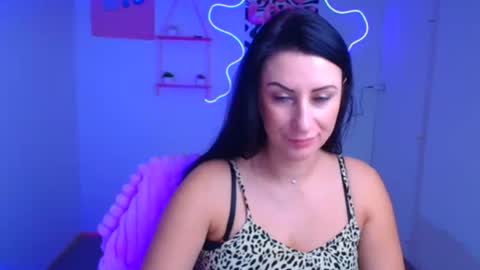 Emma online show from 11/02/25, 06:38