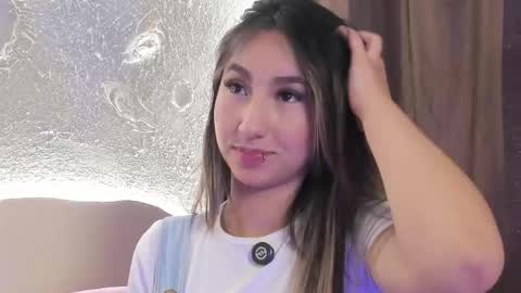 _emmawalka online show from 09/18/25, 03:25