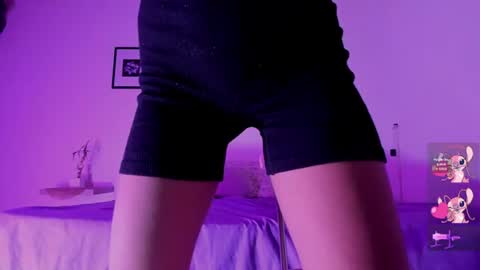 Snapshot of _emmawats chatting on 07/06/26, 03:47 Val Wats online show from 07/06/26, 03:47
