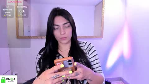 Snapshot of _ericavanderhill_ chatting on 11/22/25, 04:33 Erica Vanderhill online show from 11/22/25, 04:33