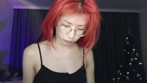 EveEva online show from 12/22/24, 08:47