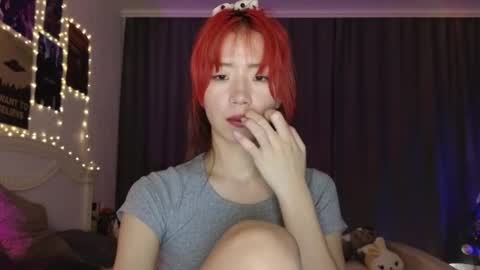 EveEva online show from 12/27/24, 04:15