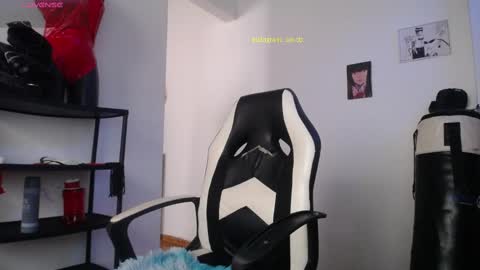  Exa help me position myself with your thumb up thanks  online show from 02/16/25, 12:10