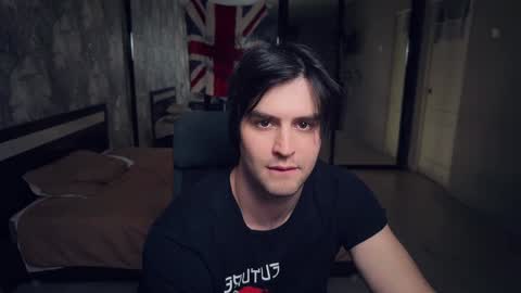 Snapshot of _fatrabbit chatting on 12/16/24, 03:54 Keanu online show from 12/16/24, 03:54