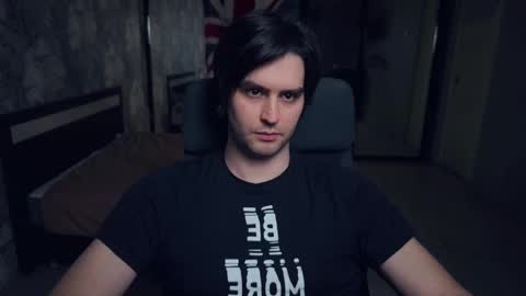 Snapshot of _fatrabbit chatting on 02/20/25, 02:57 Keanu online show from 02/20/25, 02:57