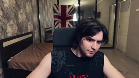 Snapshot of _fatrabbit chatting on 03/10/25, 04:03 Keanu online show from 03/10/25, 04:03