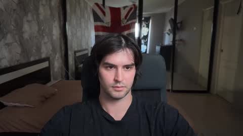 Snapshot of _fatrabbit chatting on 10/07/25, 10:12 Keanu online show from 10/07/25, 10:12