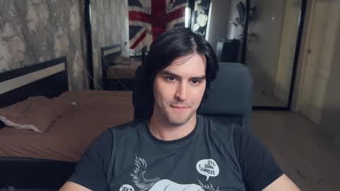 Snapshot of _fatrabbit chatting on 10/11/25, 09:52 Keanu online show from 10/11/25, 09:52