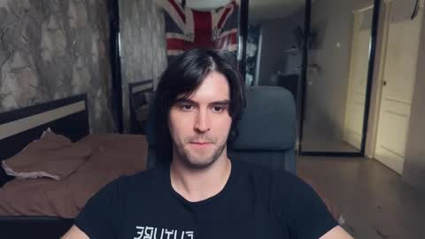 Snapshot of _fatrabbit chatting on 10/16/25, 02:18 Keanu online show from 10/16/25, 02:18