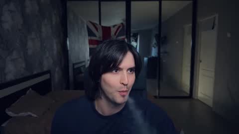 Snapshot of _fatrabbit chatting on 10/23/25, 12:48 Keanu online show from 10/23/25, 12:48