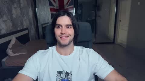 Snapshot of _fatrabbit chatting on 11/13/25, 02:49 Keanu online show from 11/13/25, 02:49