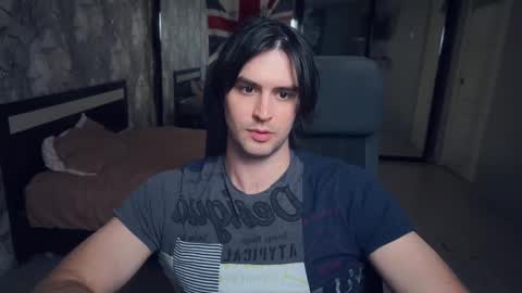 Snapshot of _fatrabbit chatting on 12/02/25, 02:23 Keanu online show from 12/02/25, 02:23