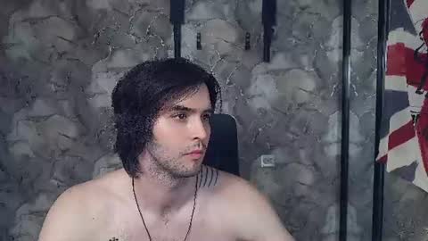 Snapshot of _fatrabbit chatting on 06/19/26, 11:25 Keanu online show from 06/19/26, 11:25