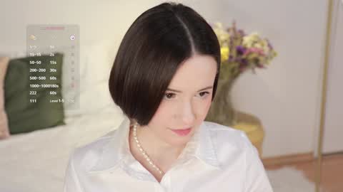 Essie  online show from 12/20/24, 08:55