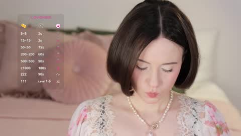 Essie  online show from 03/06/25, 10:20