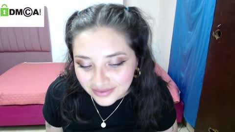 Snapshot of _fenix chatting on 04/05/26, 12:19 Y online show from 04/05/26, 12:19