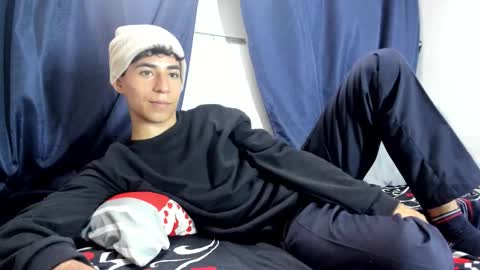 jair eduardo online show from 11/27/25, 02:19