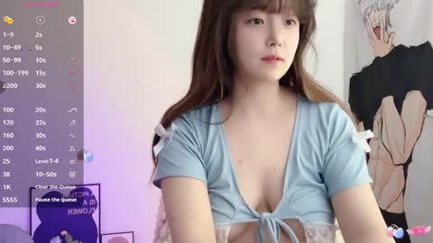 Snapshot of _flipped_ chatting on 01/06/26, 04:16 Flipped online show from 01/06/26, 04:16