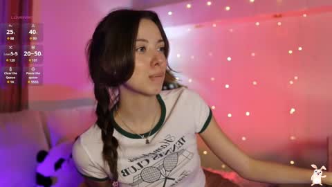 Snapshot of _fluffybunny_ chatting on 02/10/25, 11:57 Goldy Grace online show from 02/10/25, 11:57