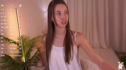 Snapshot of _fluffybunny_ chatting on 09/11/25, 05:24 Goldy Grace online show from 09/11/25, 05:24