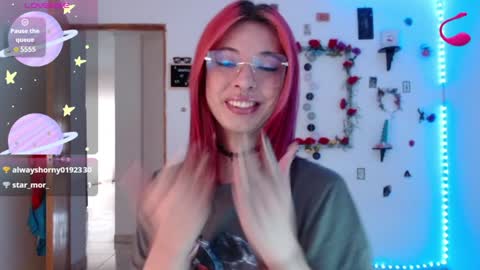 Snapshot of _galya_ chatting on 12/18/24, 01:23 Galya online show from 12/18/24, 01:23