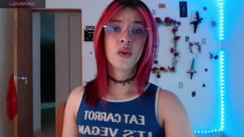 Snapshot of _galya_ chatting on 01/22/25, 01:53 Galya online show from 01/22/25, 01:53