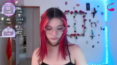 Snapshot of _galya_ chatting on 02/12/25, 12:33 Galya online show from 02/12/25, 12:33