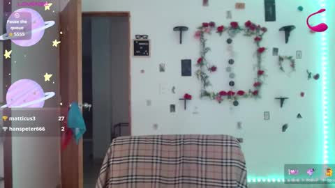 Snapshot of _galya_ chatting on 11/18/25, 10:14 Galya online show from 11/18/25, 10:14